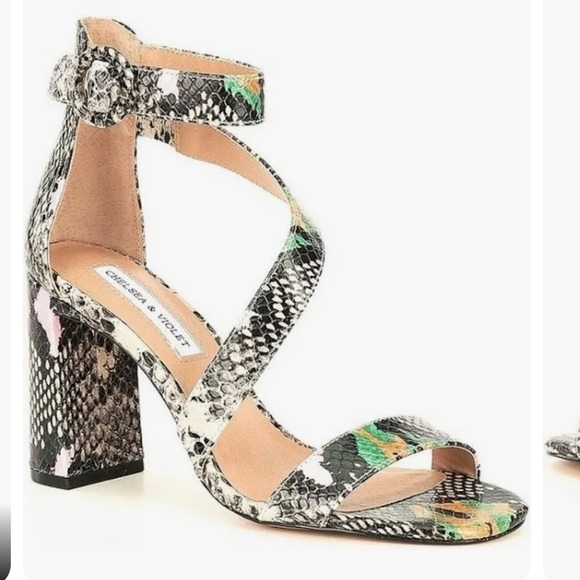 Chelsea & Violet Brea Snake print shoes - Picture 1 of 6
